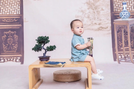 厦门宝宝几个月可以笑出声